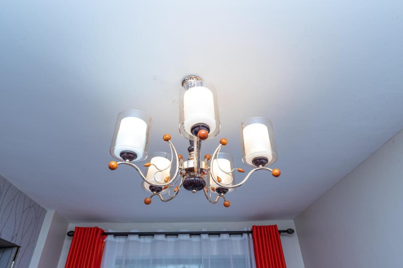 The Bliss - Lovely 1 Bedroom Apartment Located Near Trm Mall Nairobi Buitenkant foto