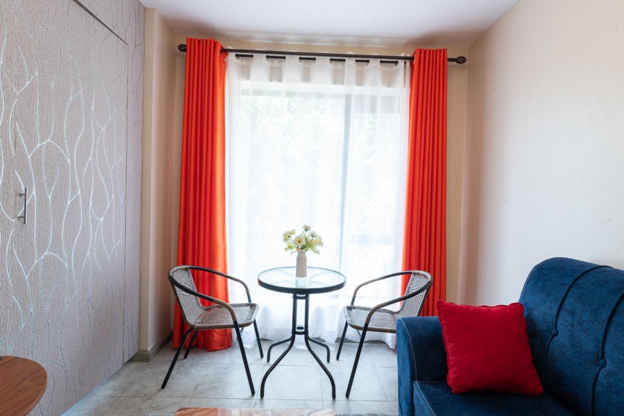 The Bliss - Lovely 1 Bedroom Apartment Located Near Trm Mall Nairobi Buitenkant foto