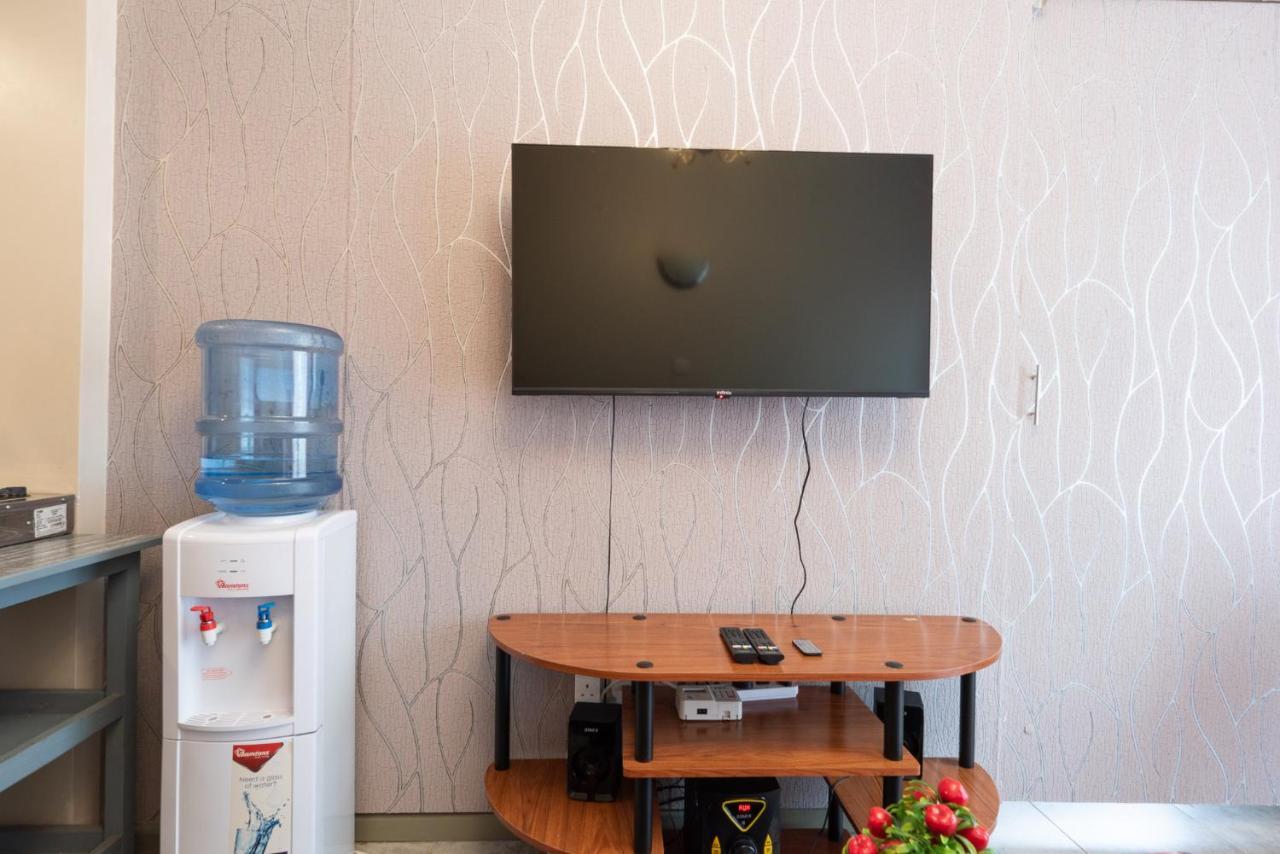 The Bliss - Lovely 1 Bedroom Apartment Located Near Trm Mall Nairobi Buitenkant foto